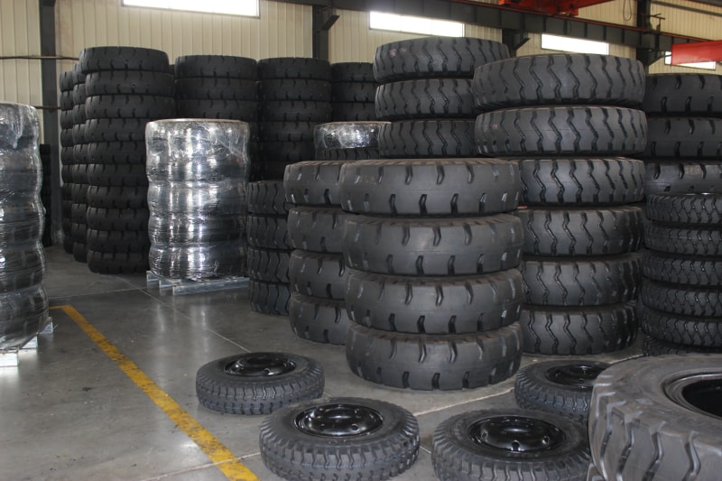 叉車(chē)輪胎氣壓不穩定的2大原因